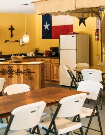 Arrowhead Point RV Park & Cabins Camp
